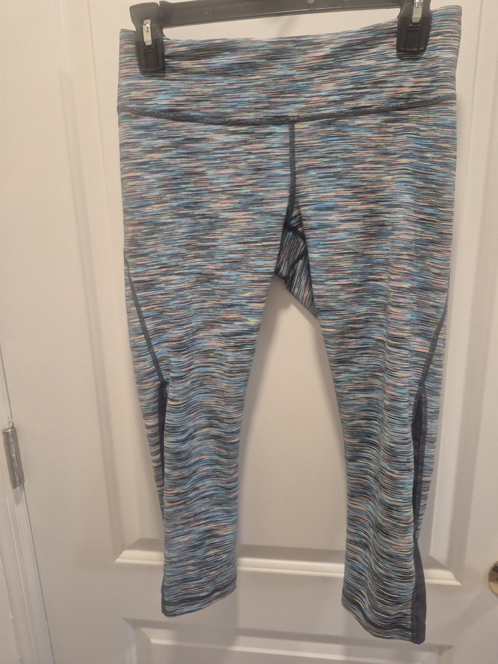 Zella Multicolor Space-Dye Capri Leggings - Blue, Pink, Black